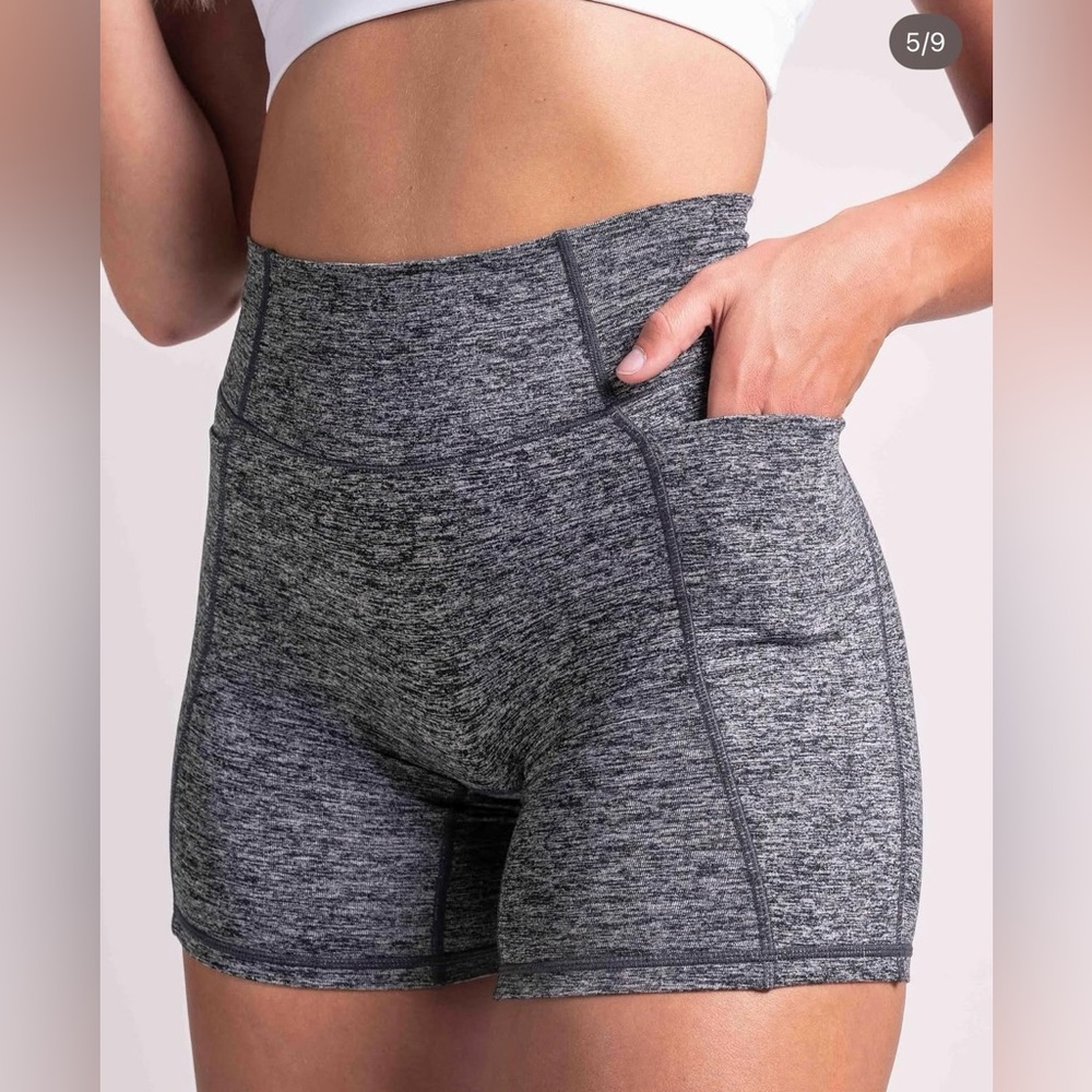 Ptula bare grey pocket shorts